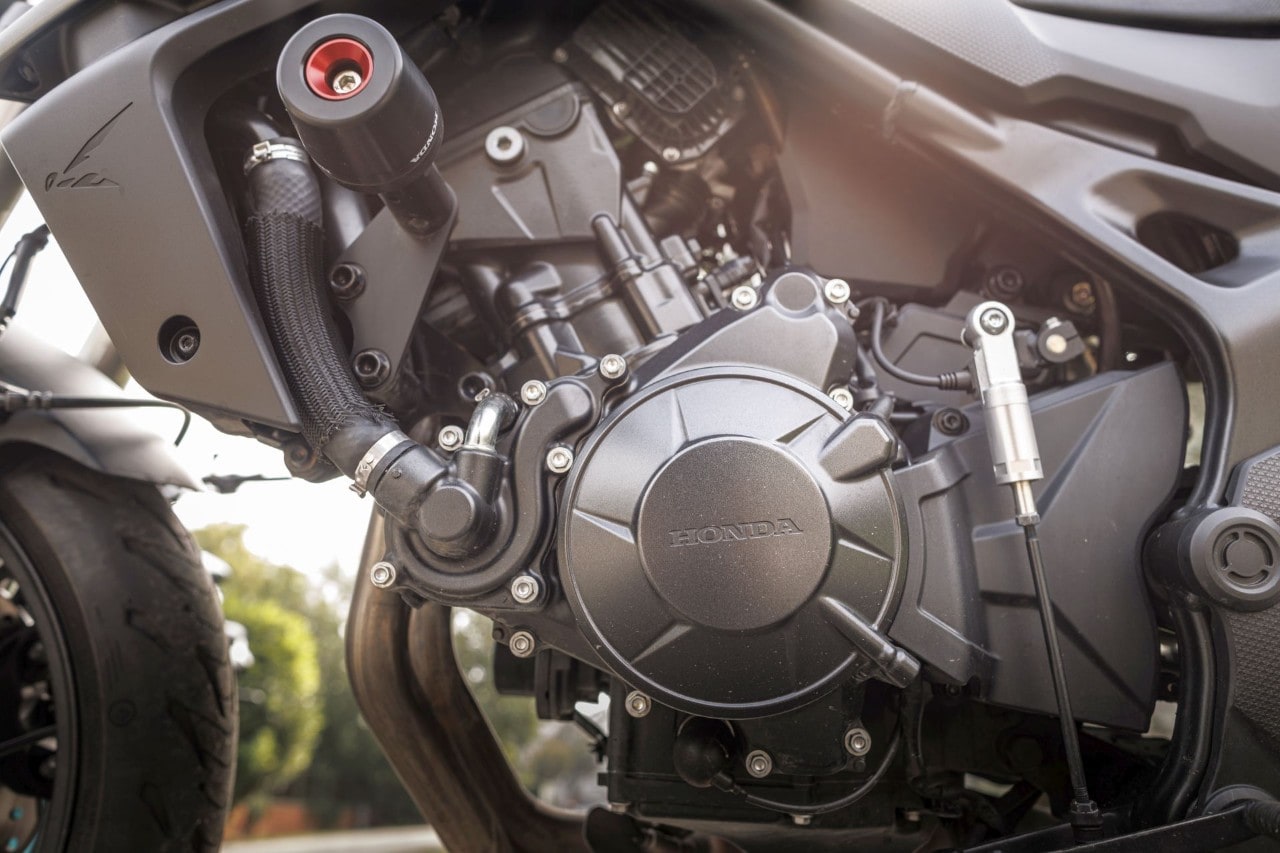DueruoteTG #169 - Honda Hornet vs Yamaha MT-07: testa a testa tra le naked più vendute d'Italia